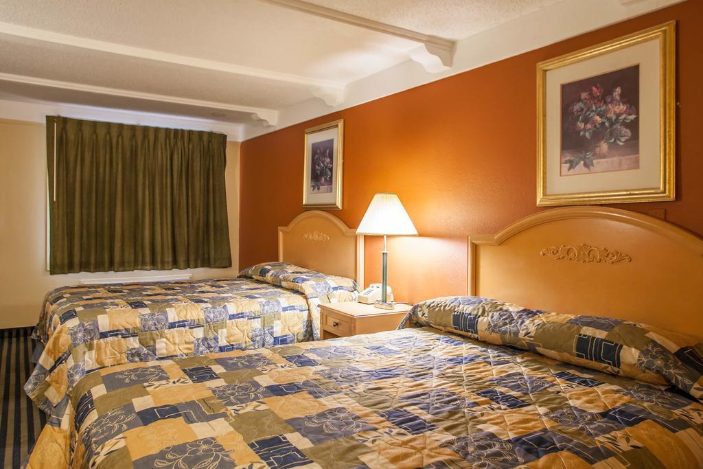 Relax Inn Saint Charles Exterior foto